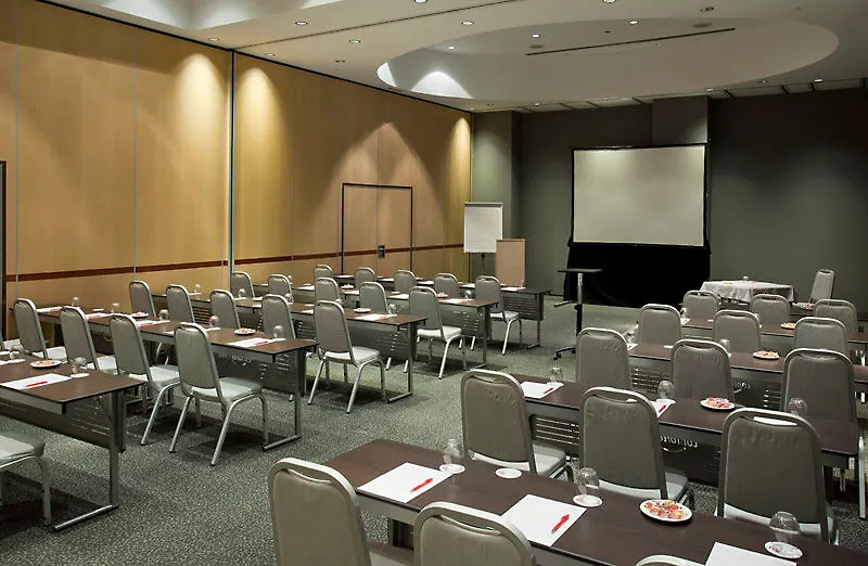 Ilunion Pio XII Hotel Madrid